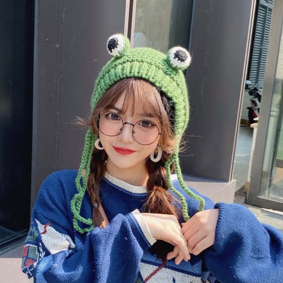 Green Frog Knit Beanie with Long Tassel Ties - Picture 3 of 16